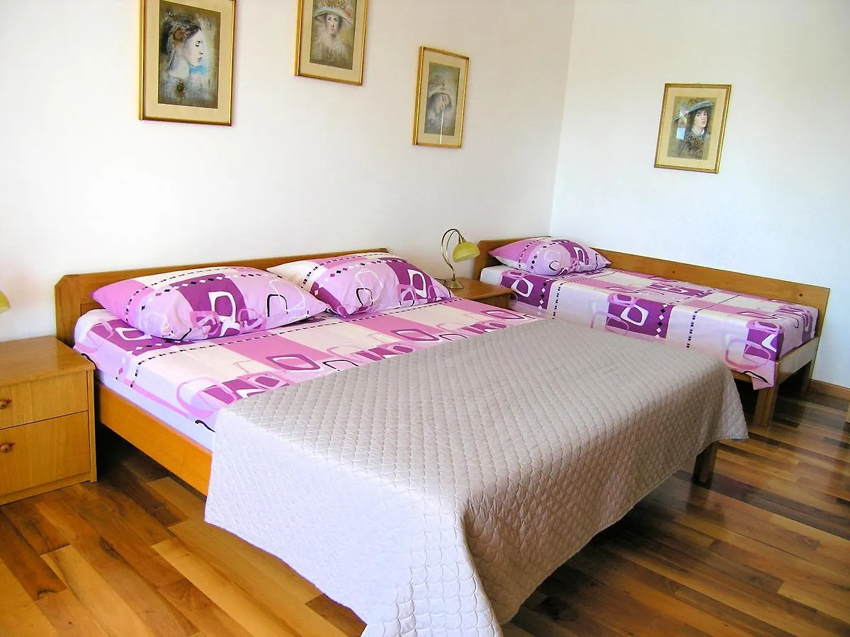 Apartments Oribella Krk Town 0*,