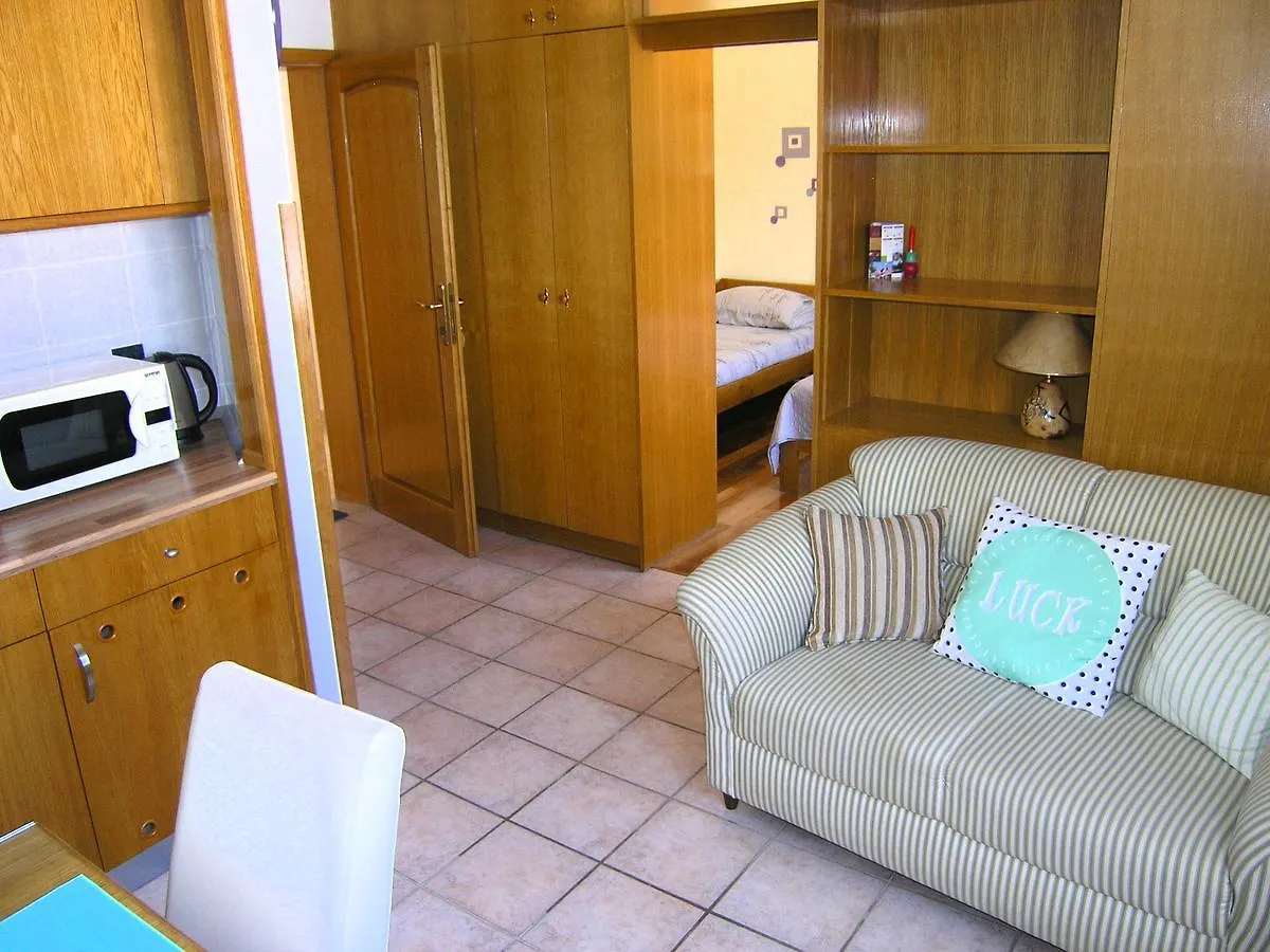 Apartments Oribella Krk Town 0*,