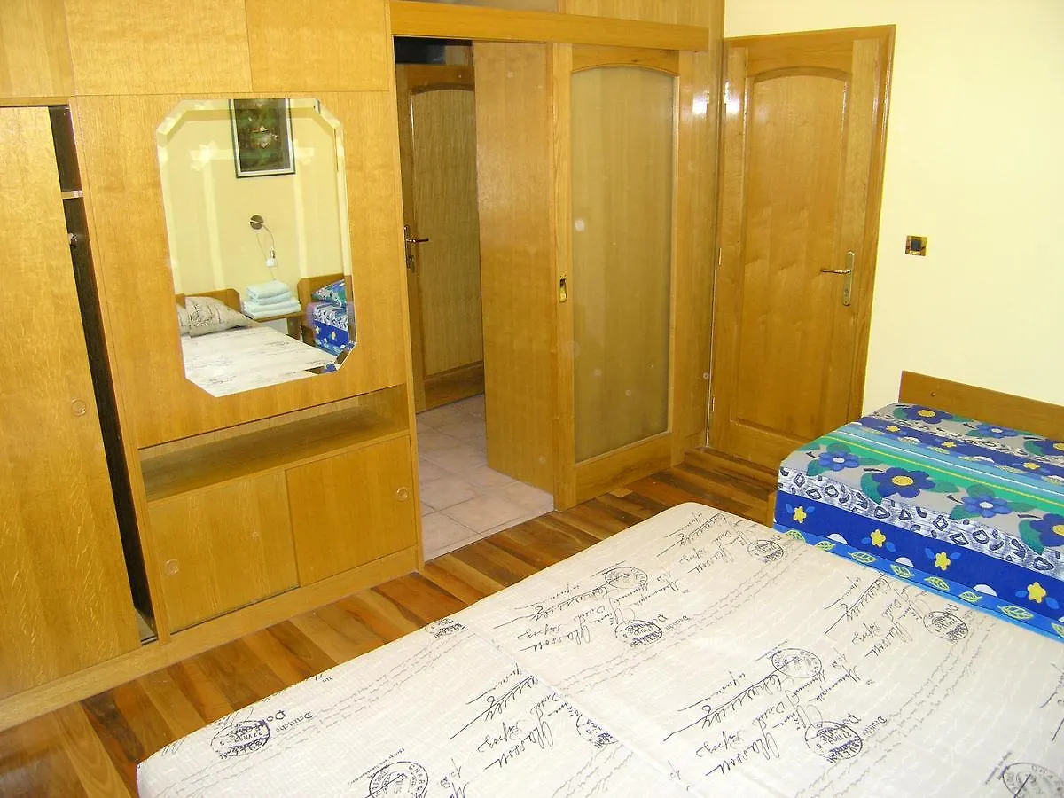 Apartments Oribella Krk Town 0*,