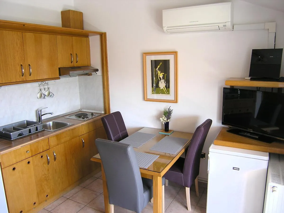 Apartments Oribella Krk Town